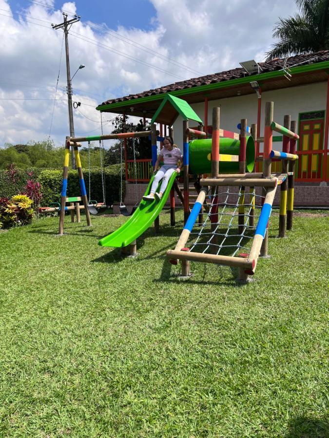 Alojamiento Campestre Hawaii Montenegro Eksteriør billede