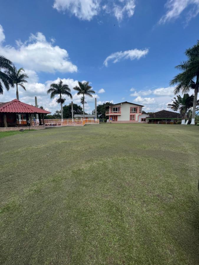 Alojamiento Campestre Hawaii Montenegro Eksteriør billede